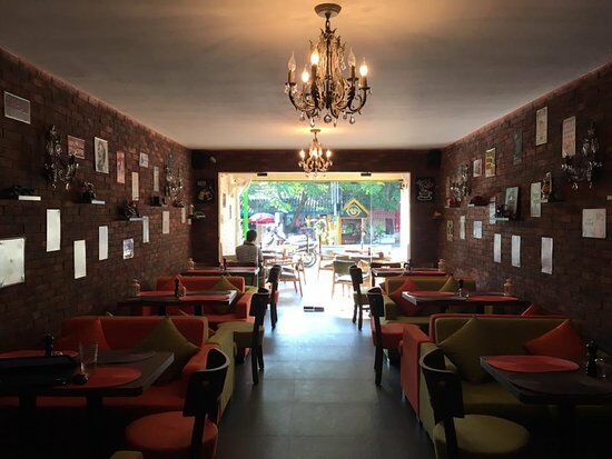 Bananas Restaurant and Bar